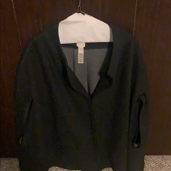 Cape Jacket - Picture 1 of 3